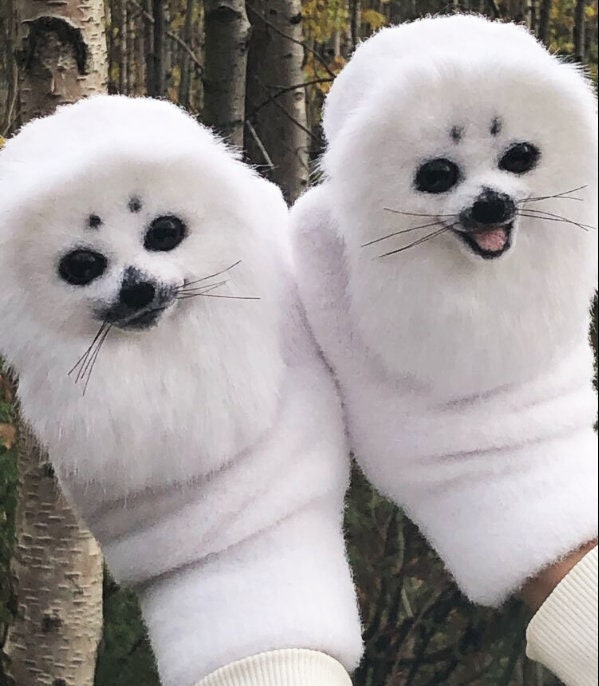 WHITE SEA LION Mittens, Mittens Gloves for Women, Mittens Christmas, Mittens with Cats, Mittens with Animals, Mittens for Kids,  Sea lions