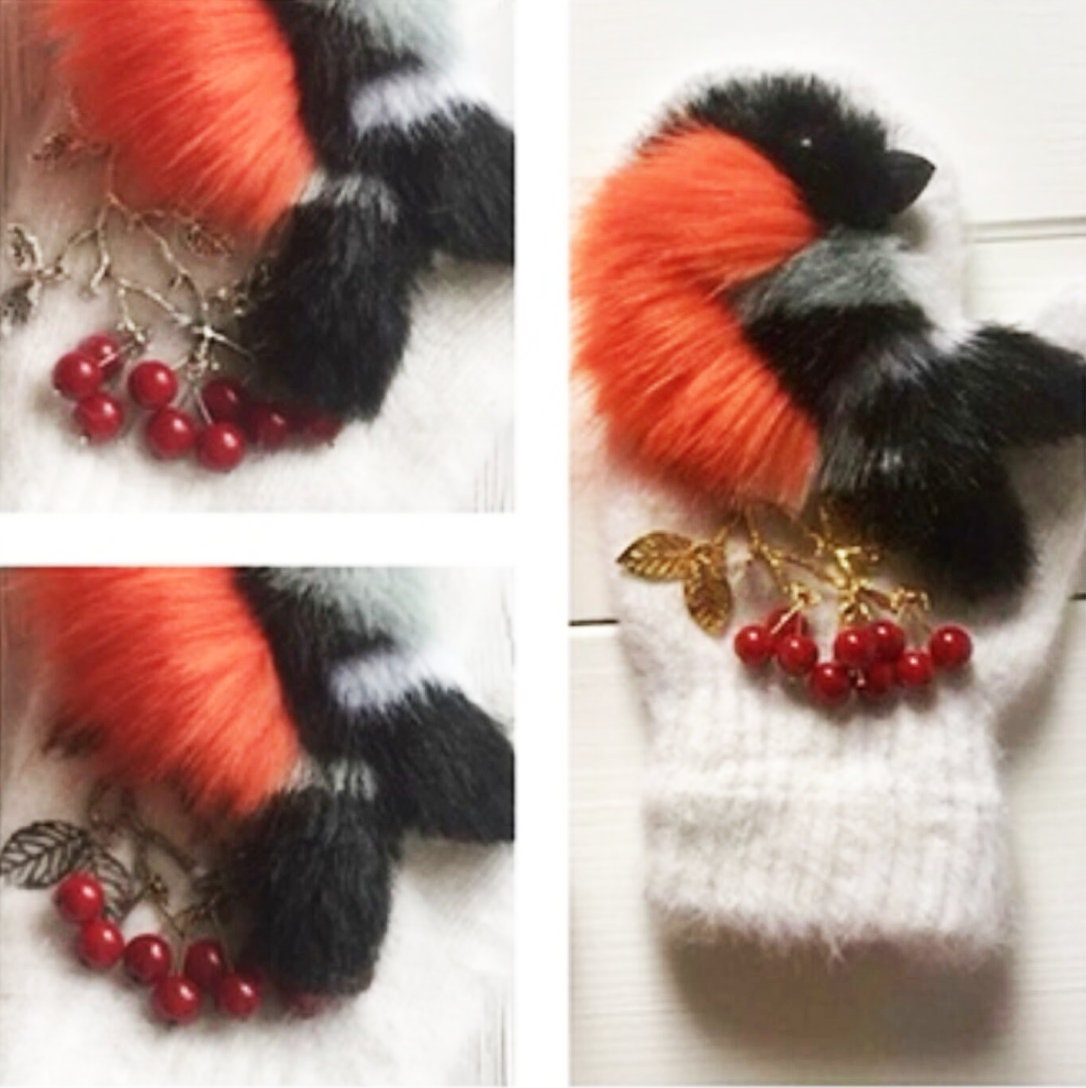 Custom RED SNOWBIRDS MITTENS, Birds Felt Mittens, Winter Mittens, Snowbirds, Mohair Mittens, Winter Mittens, Christmas Gifts