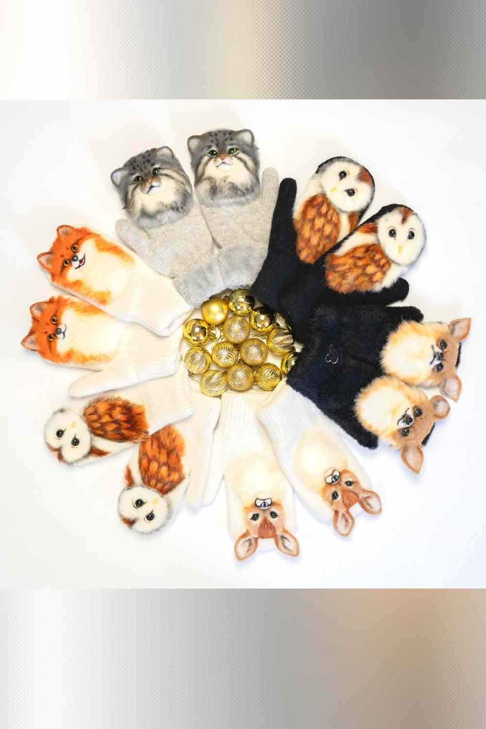 WHITE HARE MITTENS, Animal Mittens, Mittens Ornaments, Mittens Christmas, Mittens with Cats, Mittens with Animals, Mittens for Kids