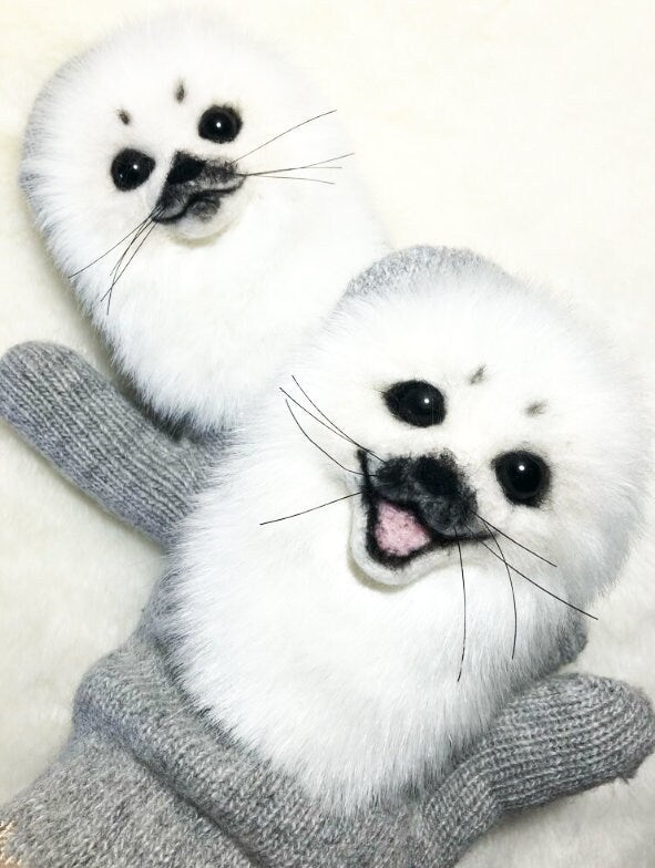 WHITE SEA LION Mittens, Mittens Gloves for Women, Mittens Christmas, Mittens with Cats, Mittens with Animals, Mittens for Kids,  Sea lions