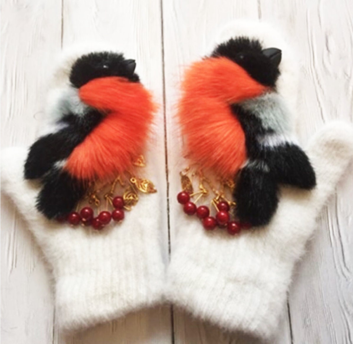 Custom RED SNOWBIRDS MITTENS, Birds Felt Mittens, Winter Mittens, Snowbirds, Mohair Mittens, Winter Mittens, Christmas Gifts