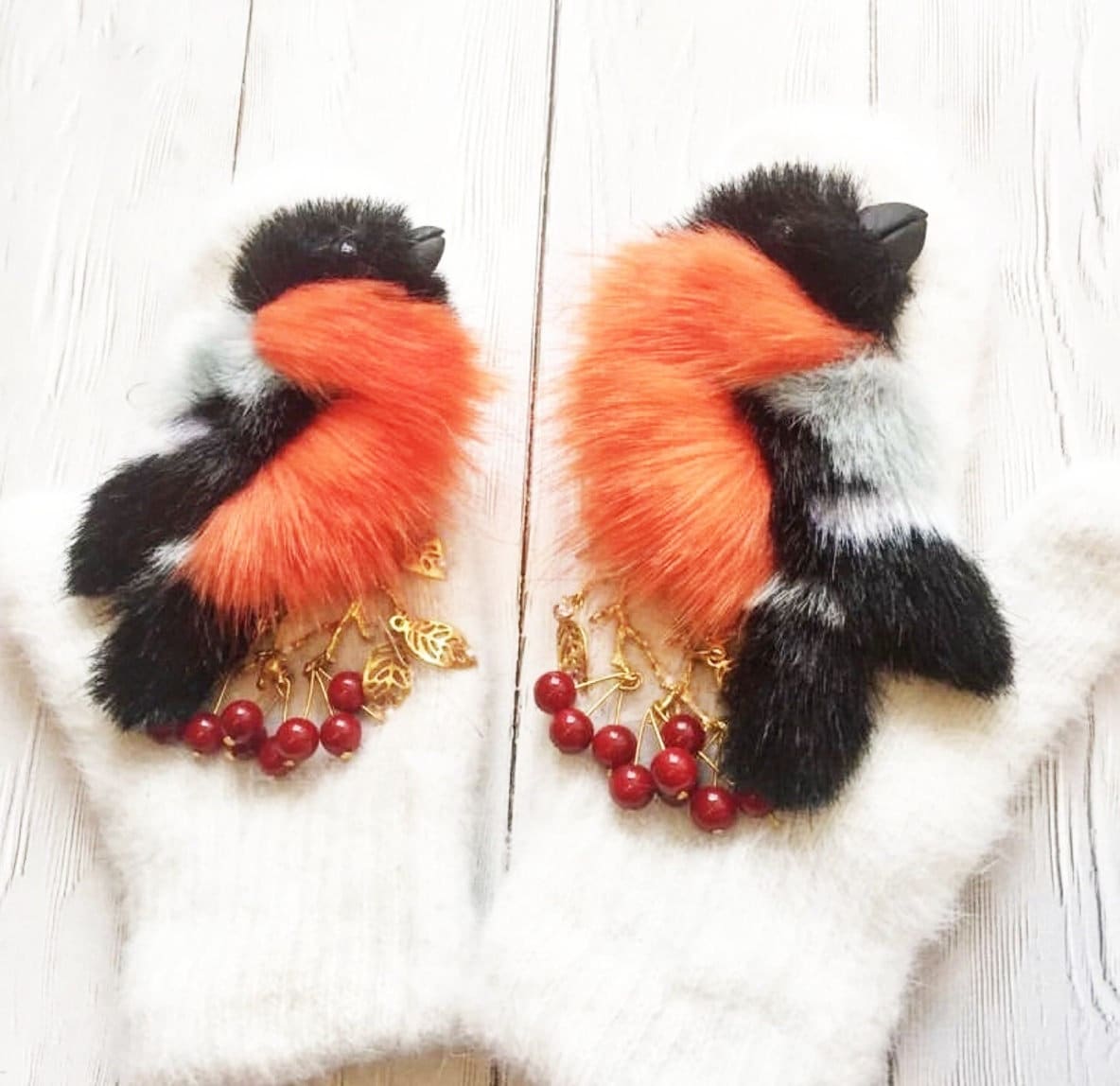 Custom RED SNOWBIRDS MITTENS, Birds Felt Mittens, Winter Mittens, Snowbirds, Mohair Mittens, Winter Mittens, Christmas Gifts